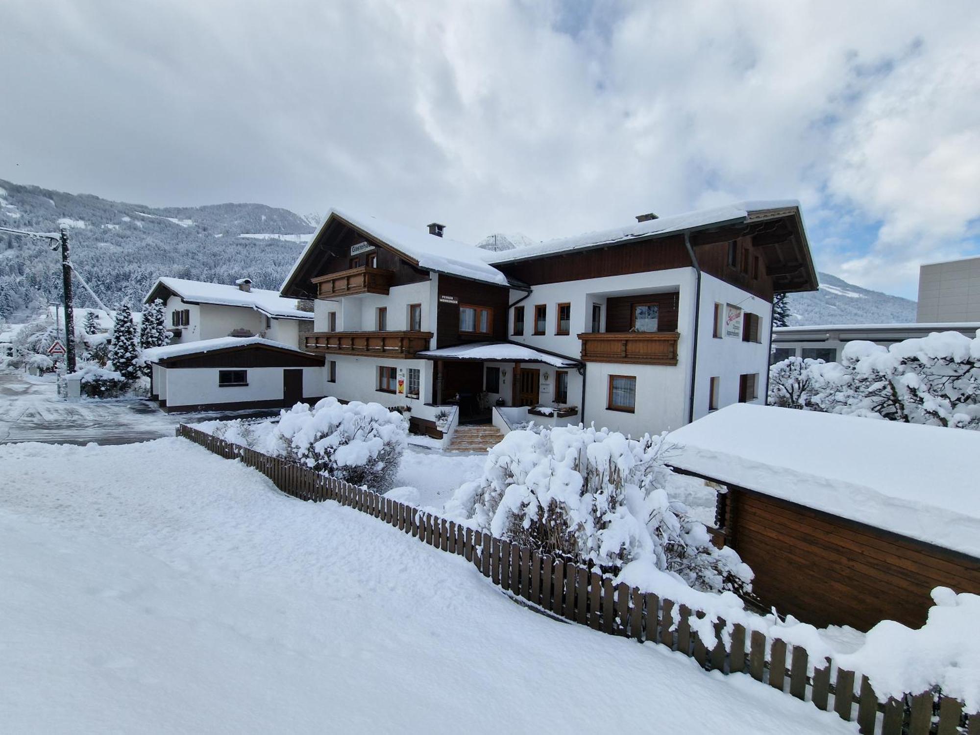 Gaestehaus Ortner Heinfels Exterior foto